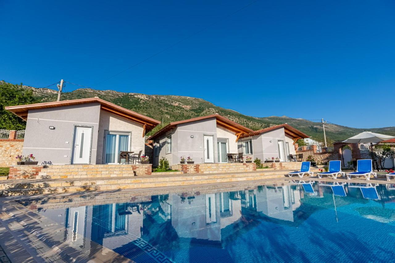 Vila Llano Vlore Luaran gambar